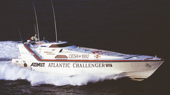 azimut-atlantic-challenger-en-navigation