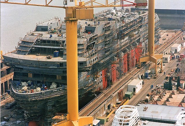 car-ferry napoléon bonaparte building 1995
