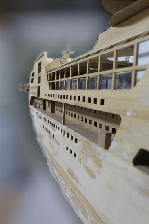 maquette-ferry-napoleon-bonaparte-vue-sur-coursives-ext-babord