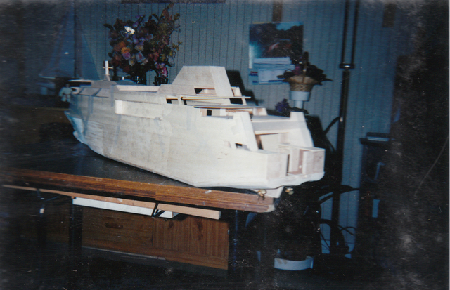 maquette ferry normandie assemblage des pieces vue arriere