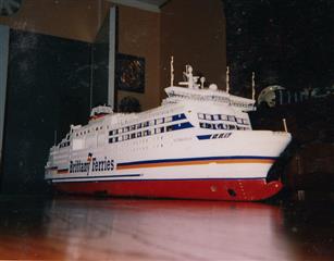 maquette_ferry_normandie_vue_avant_babord